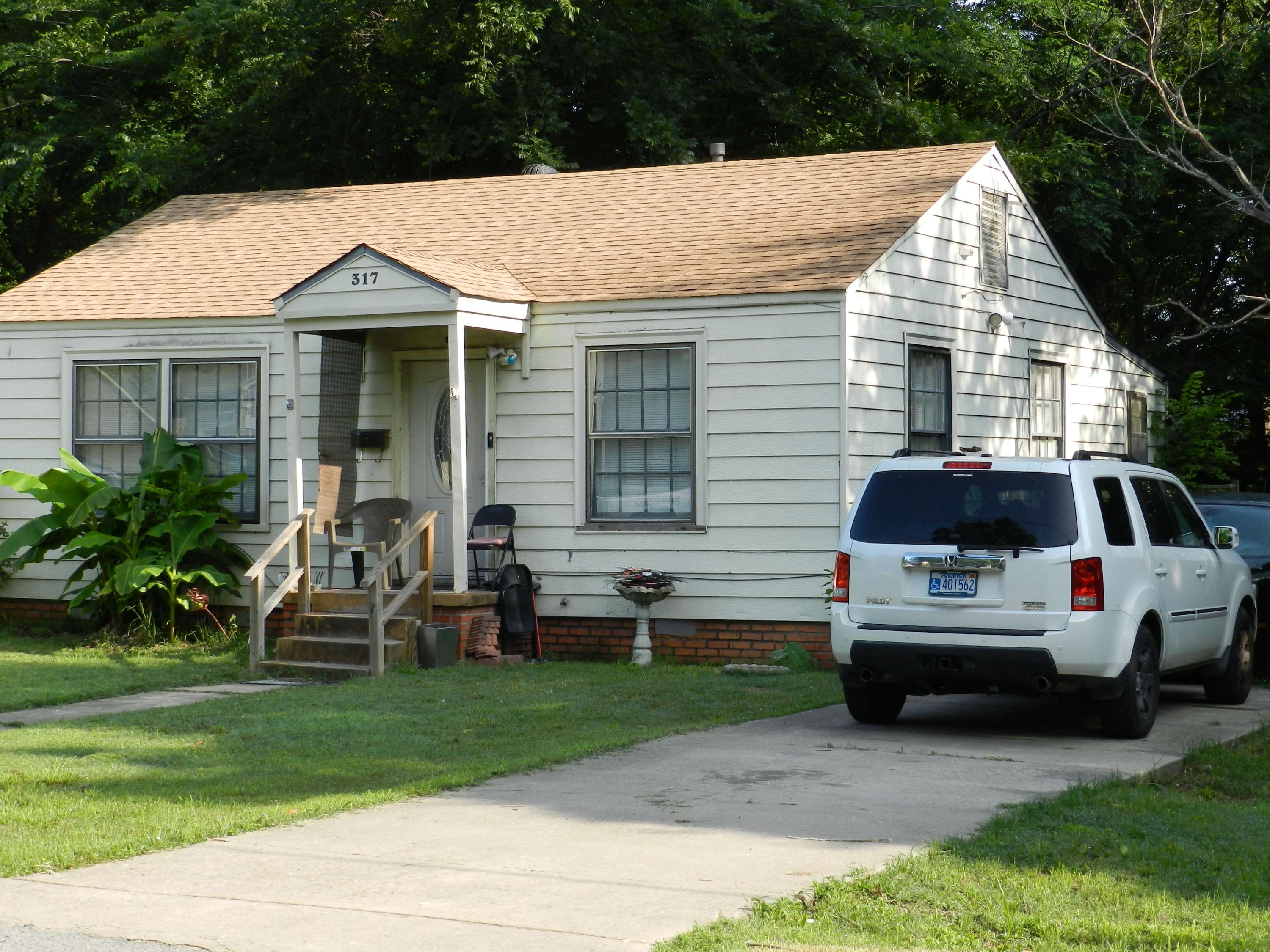 Property main image