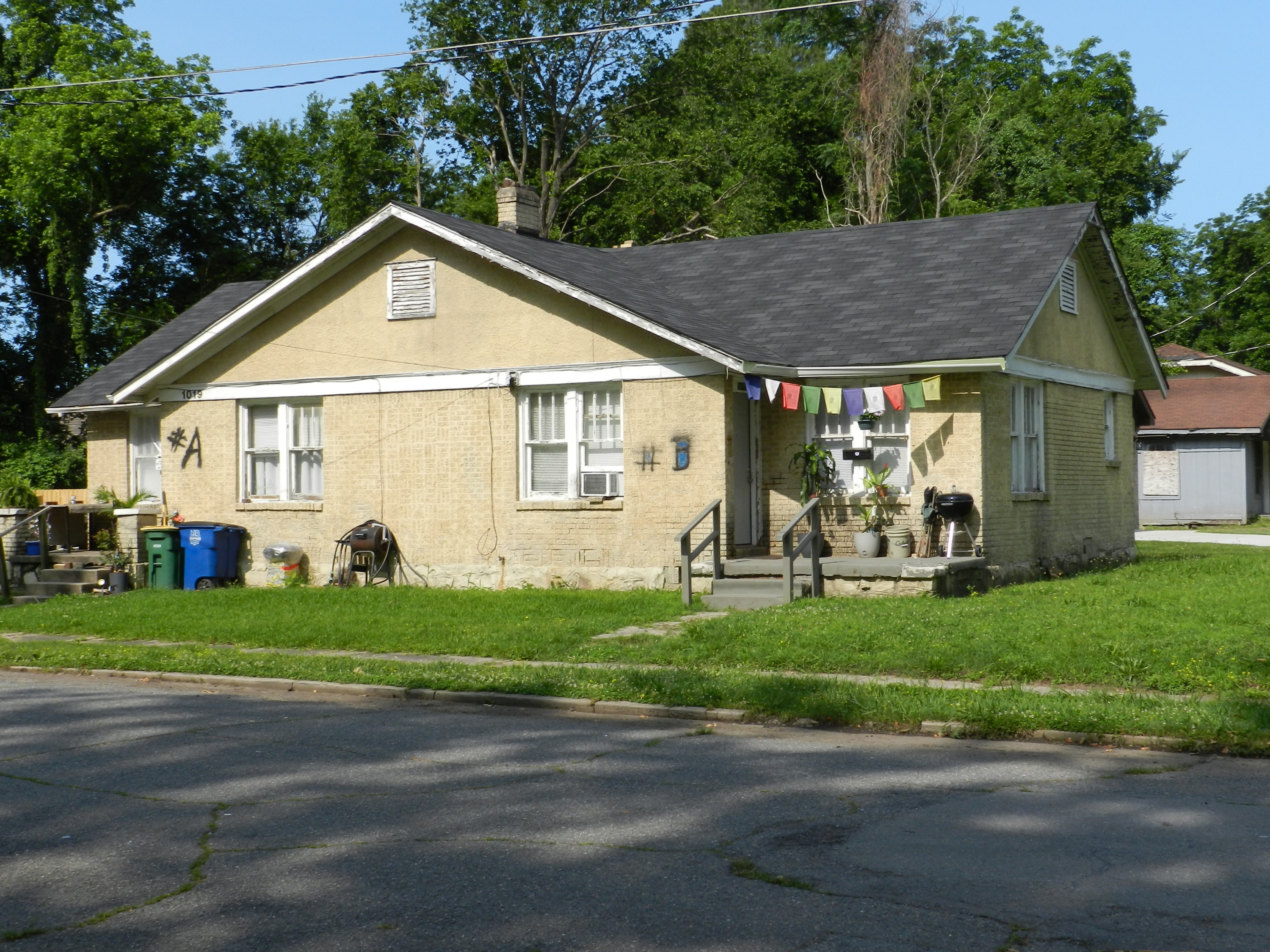 Property main image