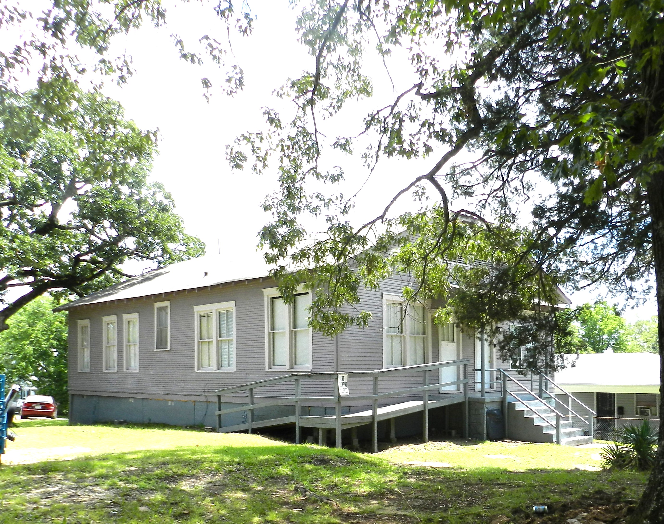 1409 Martin Apt B